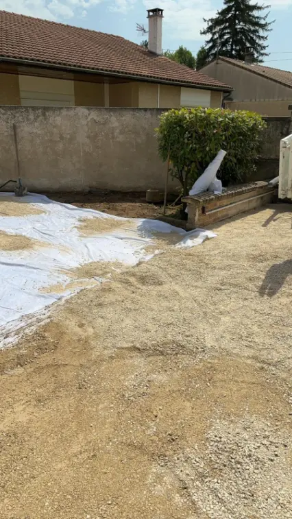 Chantier METIFIOT TP GOUDRONNAGE à Livron-sur-Drôme — terrassement & élagage (photo 17)